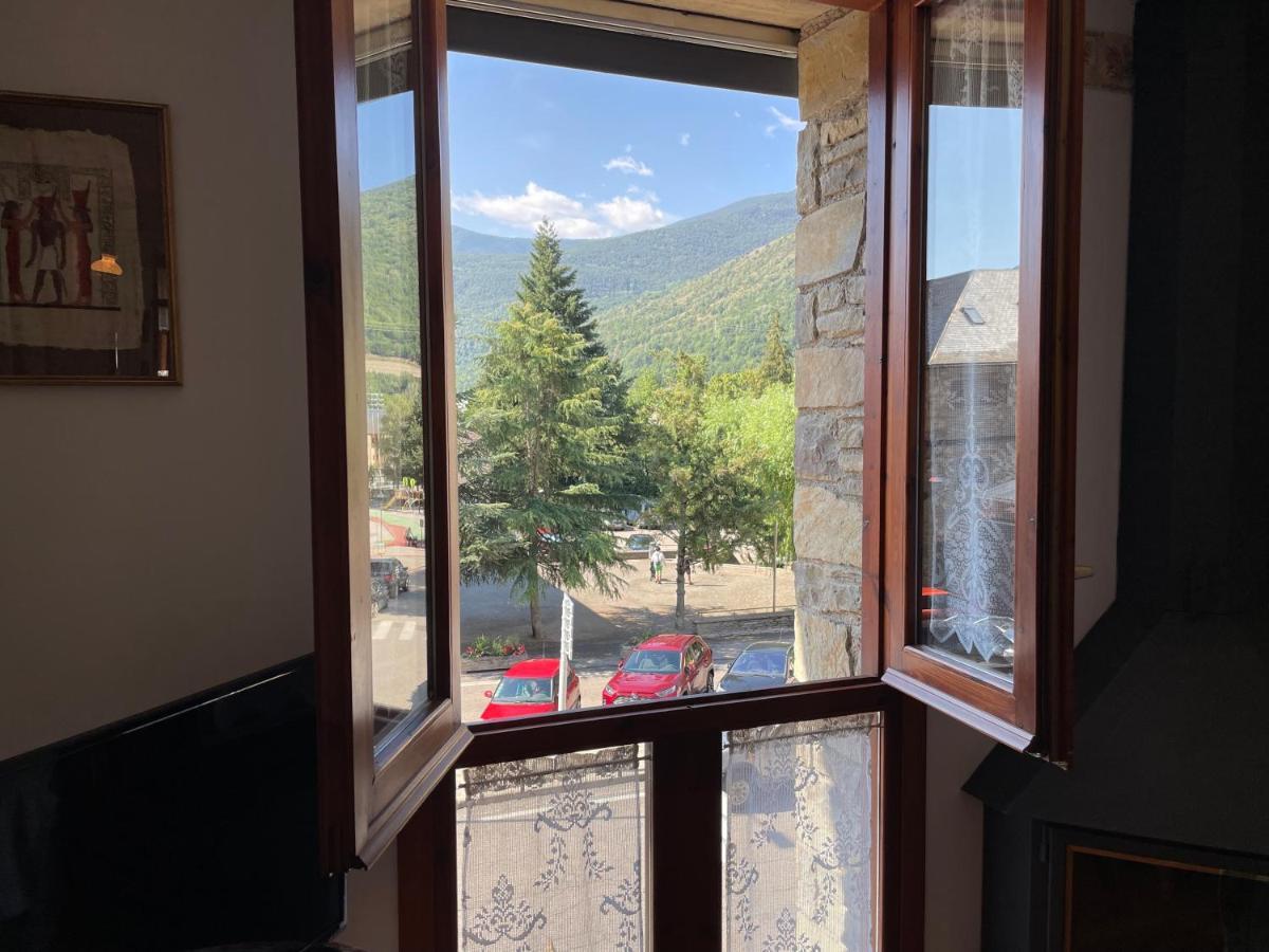 Apartaments Pirinenc Esterri d'Àneu Eksteriør bilde